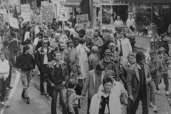Demonstration against bird trapping in Belgium