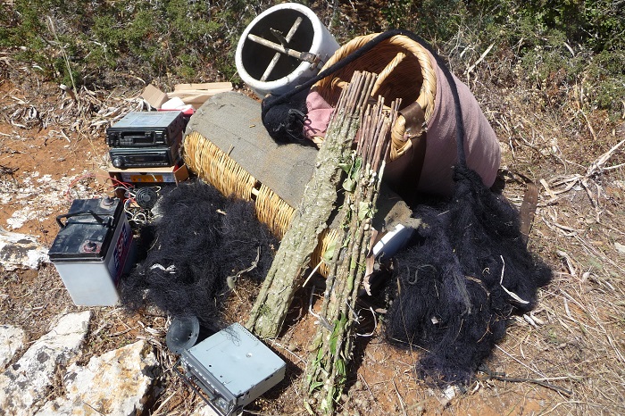 Limesticks, nets and decoys collected in Cyprus