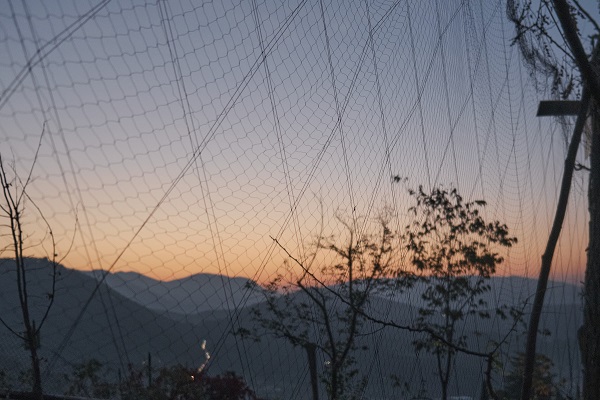 Fangnetz in den Bergen Norditaliens
